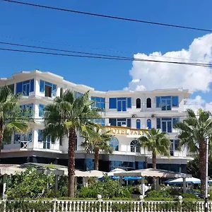 https://hotel-fari.albaniahotels.org